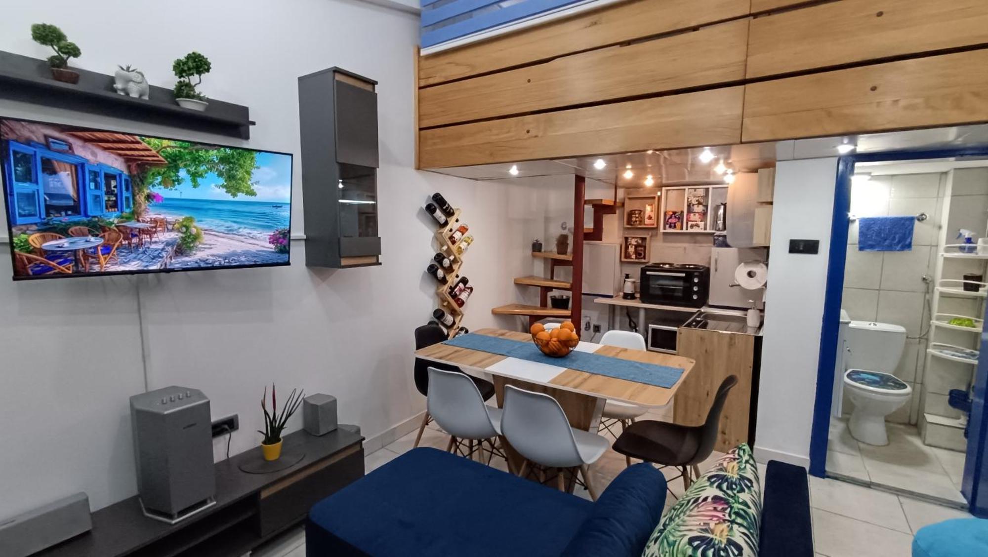Nitro Inn - Premium Apartments - Wine Tasting - Souvenir - Art Gallery - Private Guided Tours - Relaxing - Romantic スコピエ エクステリア 写真